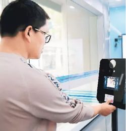 人工智能應用軟件開發(fā)驅(qū)動數(shù)據(jù)中心變革，中國電子商會助推產(chǎn)業(yè)協(xié)同發(fā)展
